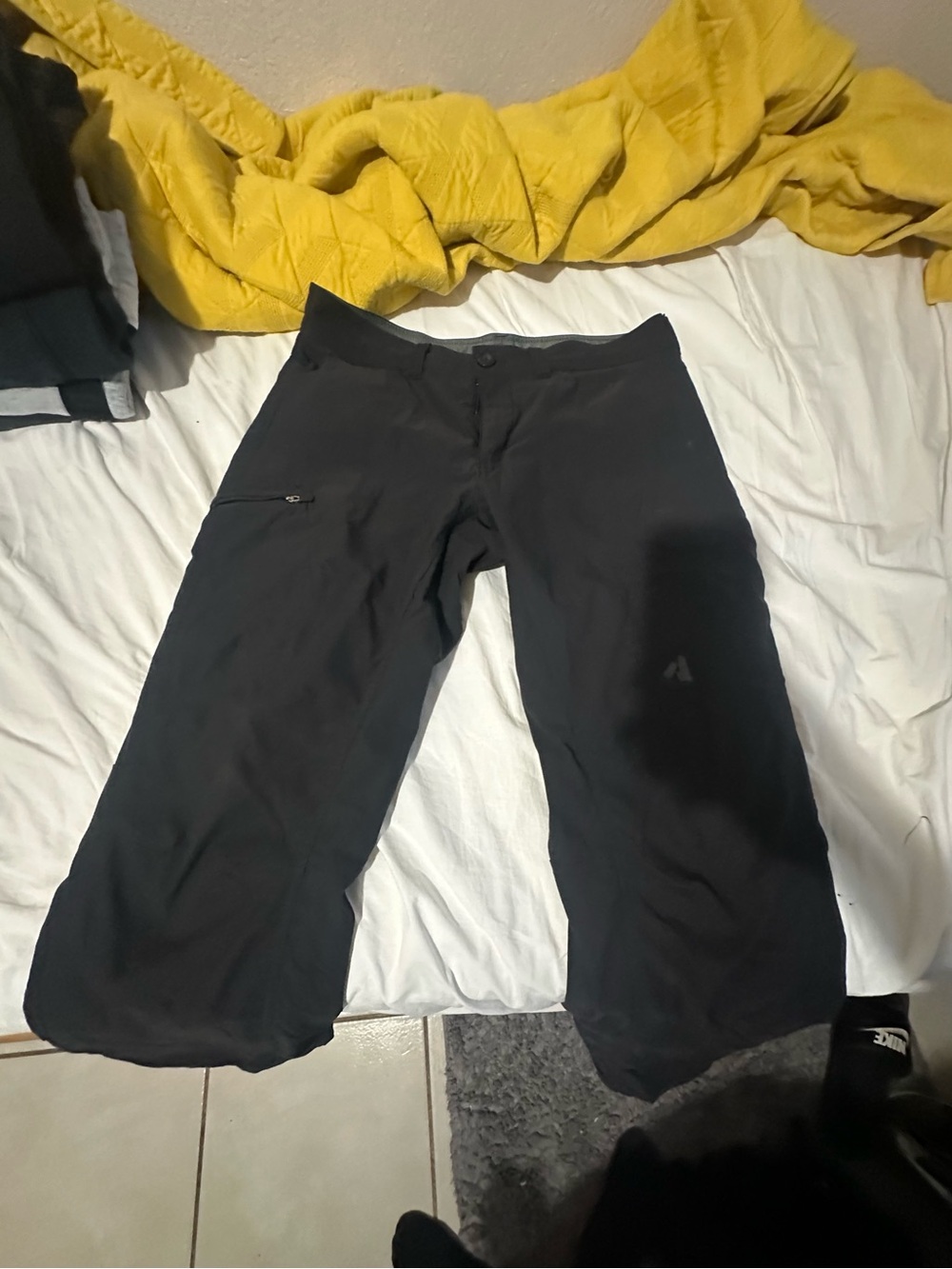 Eddie Bauer Black Cargo Outdoor Pants